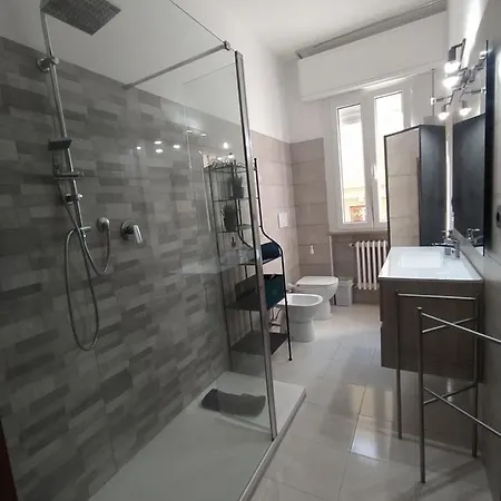 Casa Moretti 佩萨罗